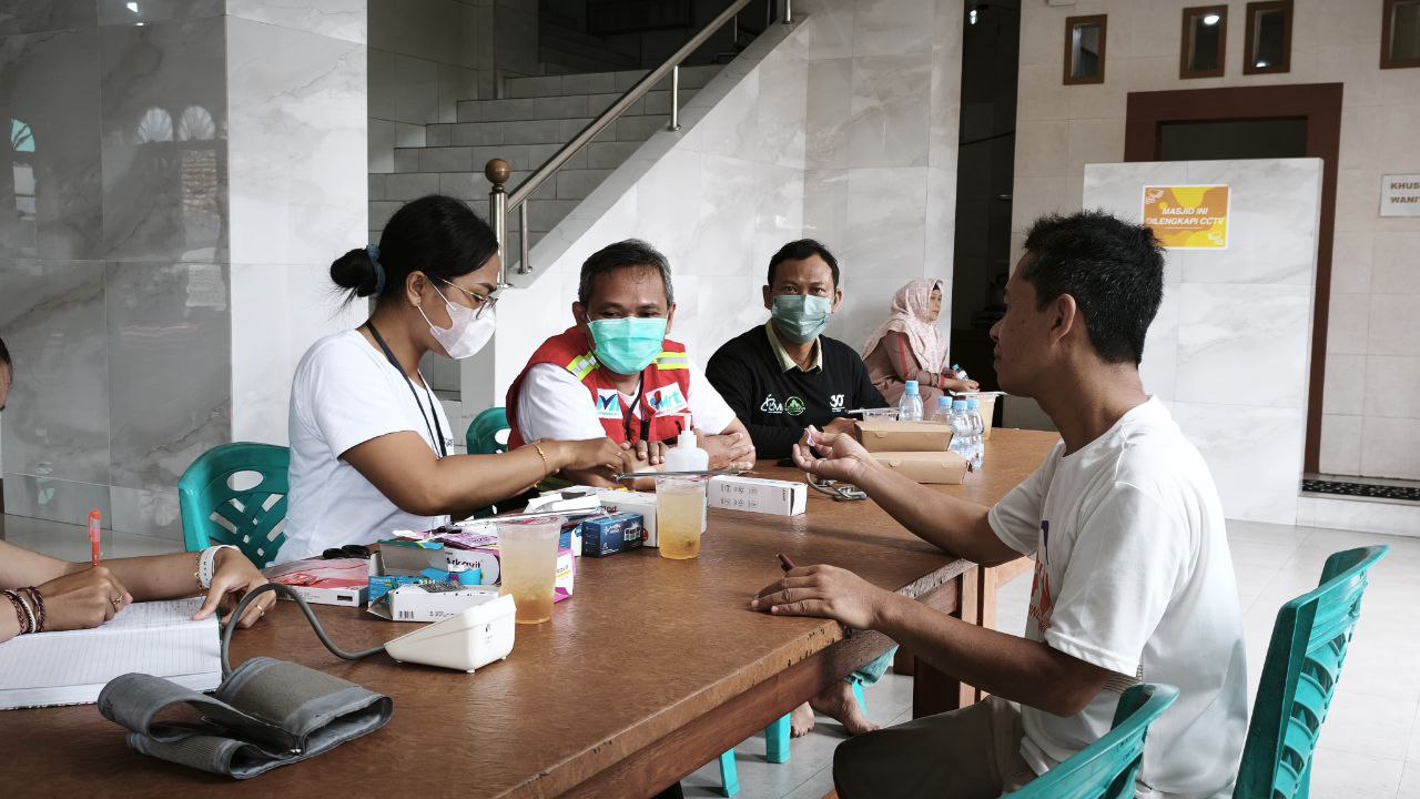 Woman holding donation box