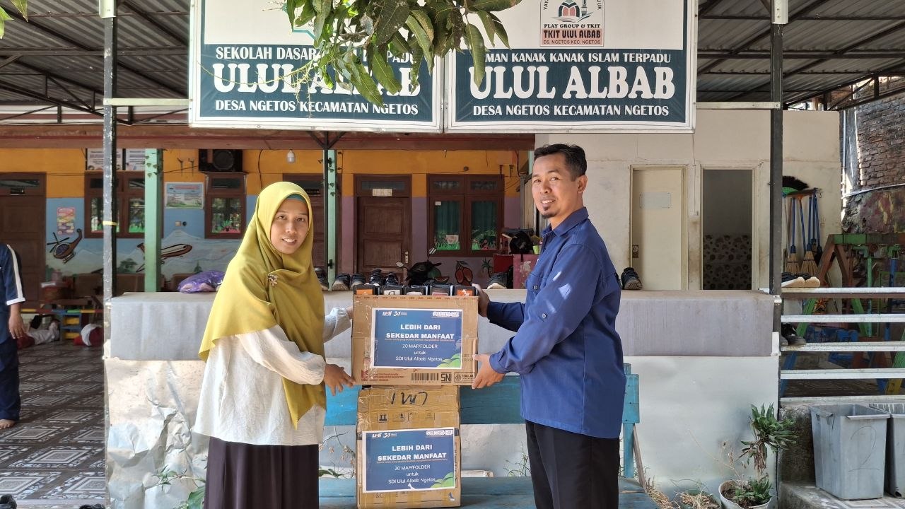 Lebih dari Sekadar Manfaat, GUREM KU Salurkan Map File Finder untuk Mendukung Pendidikan