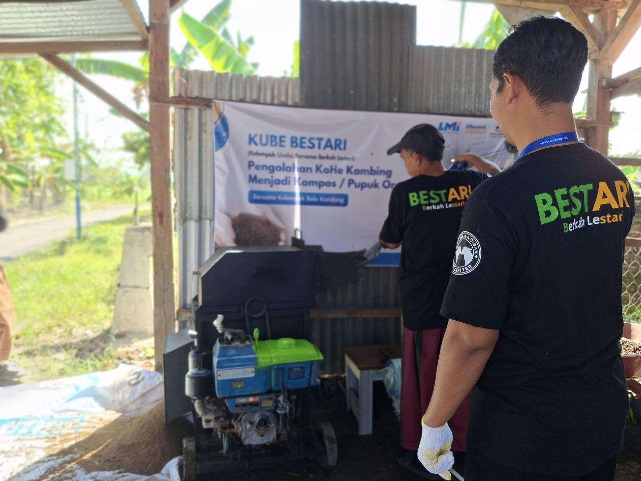 Dari Kohe Menjadi Kompos, LMI bersama KUBE Bestari Optimalkan Potensi Limbah Ternak
